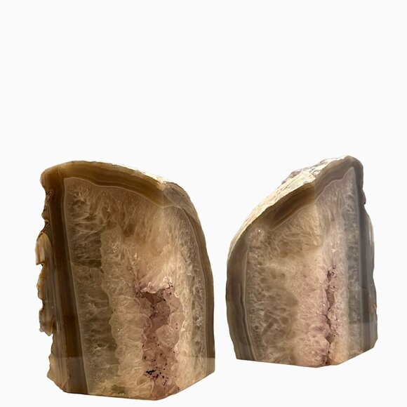 Amethyst Geode Center Agate bookends w/ Naturally Heart Shaped Stone, 4+ lbs. - Picture 5 of 14